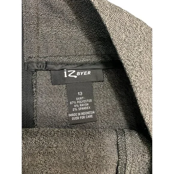 IZ Byer Women's Charcoal Skirt - Picture 3 of 6